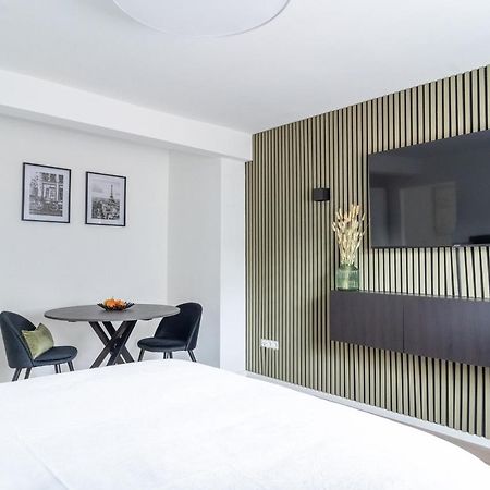 Green Flat Duesseldorf First Luaran gambar