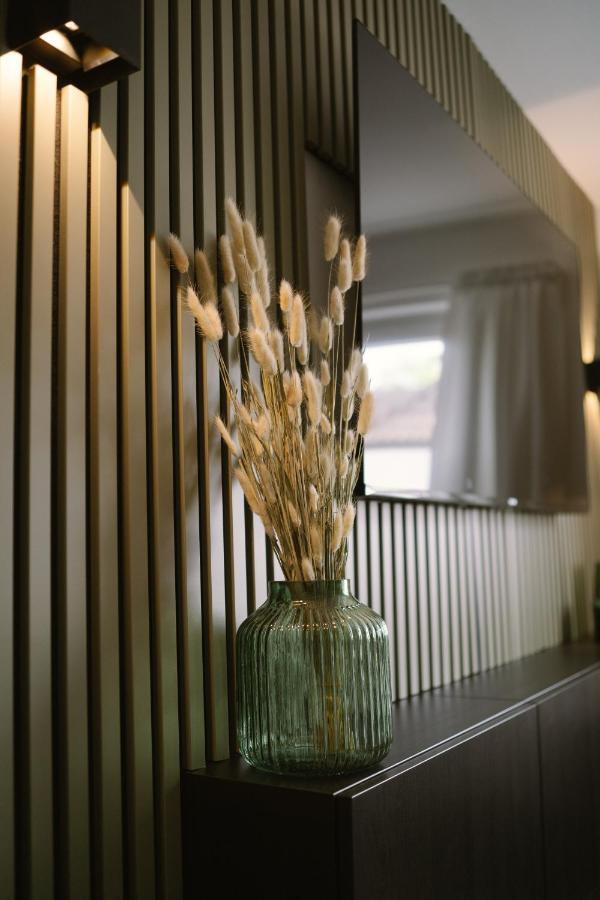 Green Flat Duesseldorf First Luaran gambar