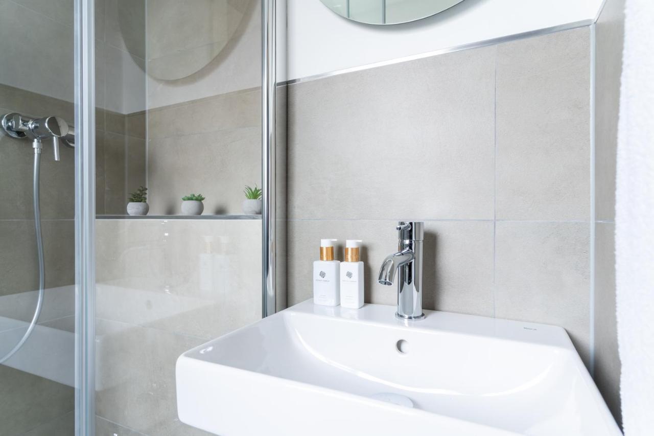 Green Flat Duesseldorf First Luaran gambar