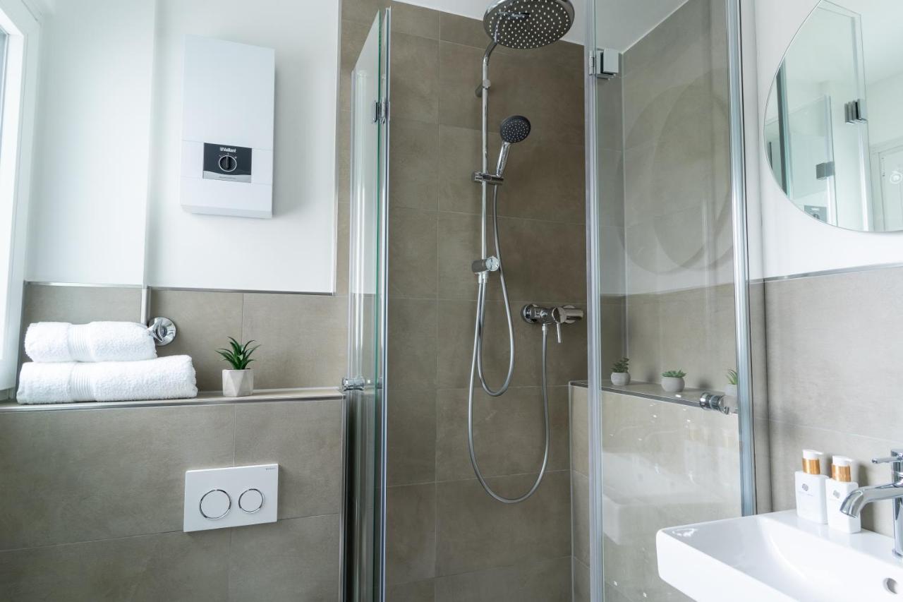 Green Flat Duesseldorf First Luaran gambar